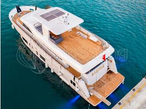 custom made motoryacht