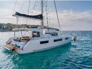 lagoon beneteau lagoon 50