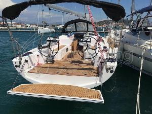 ad boats salona 380