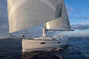 Bluesbreaker Bavaria Yachtbau Bavaria Cruiser 36