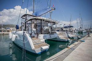 lagoon beneteau lagoon 42