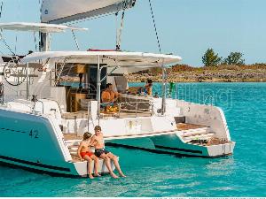 lagoon beneteau lagoon 42