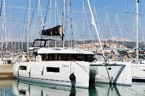 lagoon beneteau lagoon 40