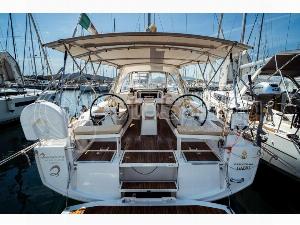 beneteau oceanis 38
